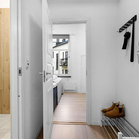 Dinbnb L Stylish - Fireplace & Balcony In