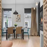 Dinbnb L Stylish - Fireplace & Fully Equipped